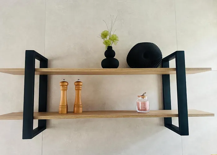 Endless Summer - Swimming Pool *