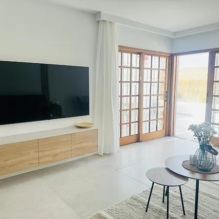 Endless Summer - Swimming Pool - Ac 阿德耶