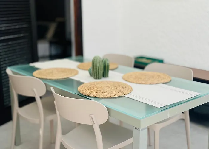 Endless Summer - Swimming Pool - Ac